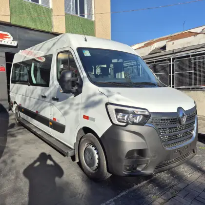 RENAULT MASTER 2.3 DCI DIESEL MINIBUS EXECUTIVE 16L L3H2 3P MANUAL RENAULT MASTER 2.3 DCI DIESEL MINIBUS EXECUTIVE 16L L3H2 3P MANUAL