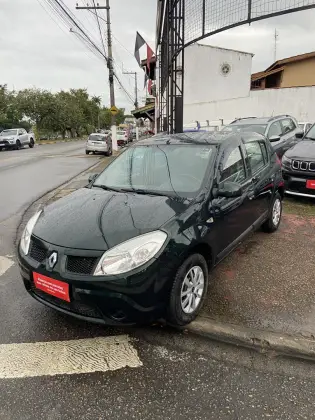 RENAULT SANDERO 1.0 AUTHENTIQUE 16V FLEX 4P MANUAL RENAULT SANDERO 1.0 AUTHENTIQUE 16V FLEX 4P MANUAL