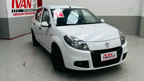 RENAULT SANDERO 1.0 EXPRESSION 16V FLEX 4P MANUAL RENAULT SANDERO 1.0 EXPRESSION 16V FLEX 4P MANUAL