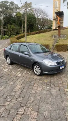 RENAULT SYMBOL 1.6 PRIVILÈGE 16V FLEX 4P MANUAL RENAULT SYMBOL 1.6 PRIVILÈGE 16V FLEX 4P MANUAL