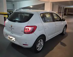 RENAULT SANDERO 1.6 DYNAMIQUE 8V FLEX 4P MANUAL RENAULT SANDERO 1.6 DYNAMIQUE 8V FLEX 4P MANUAL
