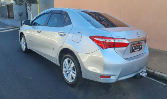 TOYOTA COROLLA 1.8 GLI 16V FLEX 4P AUTOMÁTICO