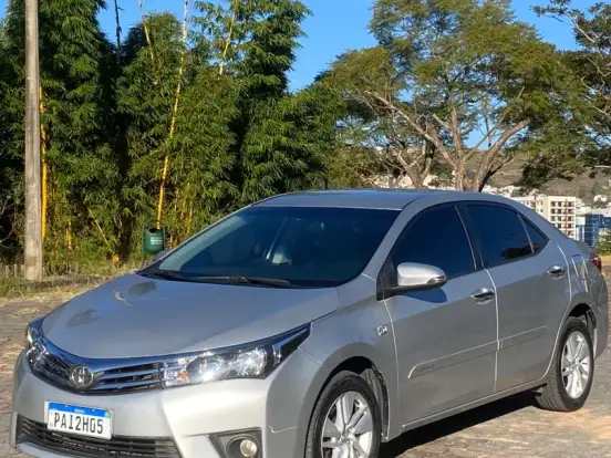 TOYOTA-COROLLA-1.8 GLI 16V FLEX 4P AUTOMÁTICO TOYOTA-COROLLA-2014