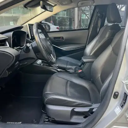 TOYOTA-COROLLA-2020