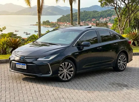 TOYOTA COROLLA 1.8 VVT-I HYBRID FLEX ALTIS PREMIUM CVT TOYOTA COROLLA 1.8 VVT-I HYBRID FLEX ALTIS PREMIUM CVT