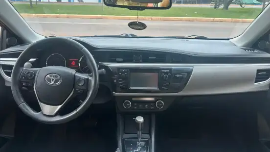 TOYOTA-COROLLA-2014