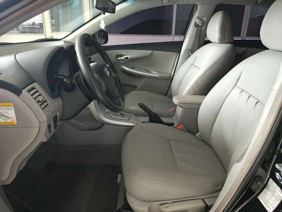 TOYOTA-COROLLA-2011