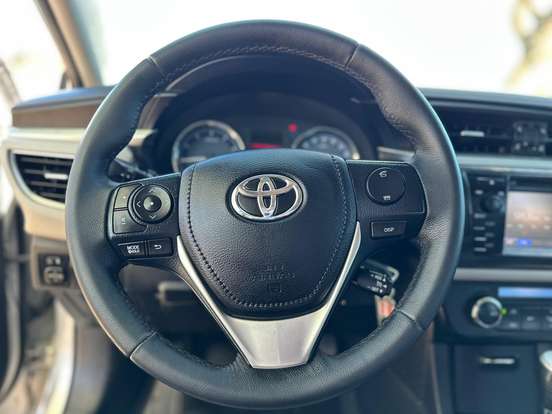 TOYOTA-COROLLA-2014