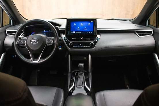 TOYOTA-COROLLA CROSS-2023