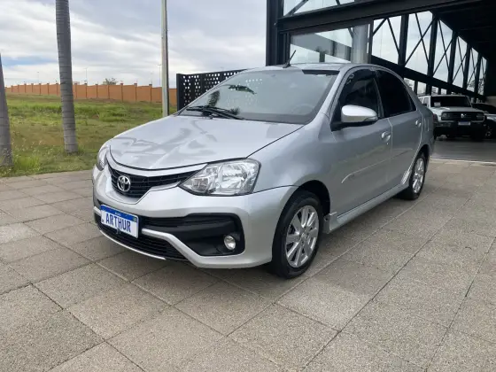 TOYOTA ETIOS 1.5 XLS SEDAN 16V FLEX 4P AUTOMÁTICO TOYOTA ETIOS 1.5 XLS SEDAN 16V FLEX 4P AUTOMÁTICO