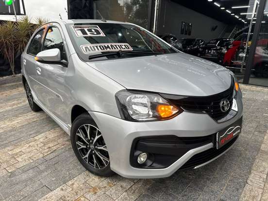 TOYOTA-ETIOS-2018