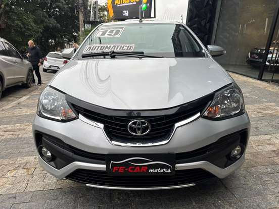 TOYOTA-ETIOS-2018