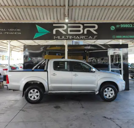 TOYOTA HILUX 2.7 SR 4X2 CD 16V GASOLINA 4P AUTOMÁTICO TOYOTA HILUX 2.7 SR 4X2 CD 16V GASOLINA 4P AUTOMÁTICO