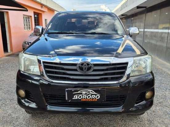 TOYOTA-HILUX-2.7 SR 4X2 CD 16V FLEX 4P AUTOMÁTICO TOYOTA-HILUX-2012