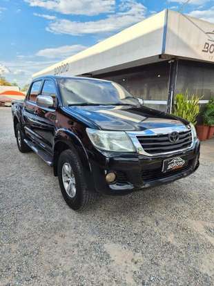 TOYOTA-HILUX-2012