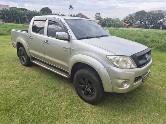 TOYOTA HILUX 2.7 SR 4X2 CD 16V GASOLINA 4P MANUAL