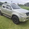 TOYOTA HILUX 2.7 SR 4X2 CD 16V GASOLINA 4P MANUAL TOYOTA HILUX 2.7 SR 4X2 CD 16V GASOLINA 4P MANUAL