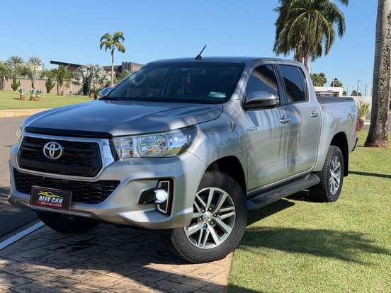TOYOTA-HILUX-2.8 SRV 4X4 CD 16V DIESEL 4P AUTOMÁTICO TOYOTA-HILUX-2019