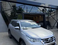 TOYOTA HILUX SW4 2.7 SRV 7 LUGARES 4X2 16V FLEX 4P AUTOMÁTICO TOYOTA HILUX SW4 2.7 SRV 7 LUGARES 4X2 16V FLEX 4P AUTOMÁTICO