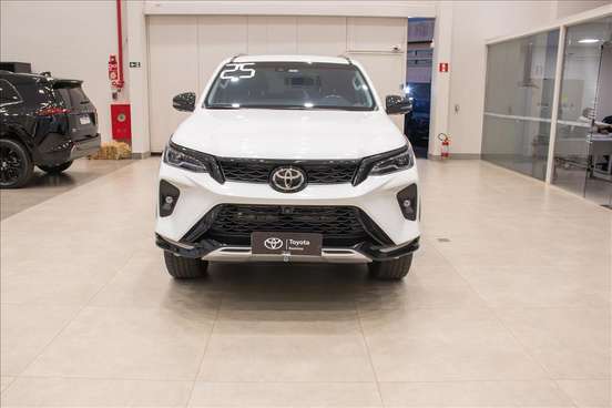 TOYOTA-HILUX SW4-2025