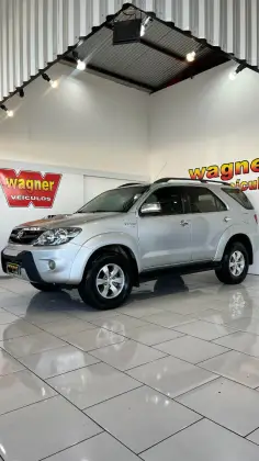 TOYOTA HILUX SW4 3.0 SRV 4X4 16V TURBO INTERCOOLER DIESEL 4P AUTOMÁTICO