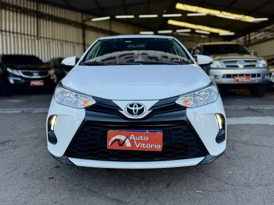 TOYOTA YARIS 1.5 16V FLEX SEDAN XL MULTIDRIVE TOYOTA YARIS 1.5 16V FLEX SEDAN XL MULTIDRIVE