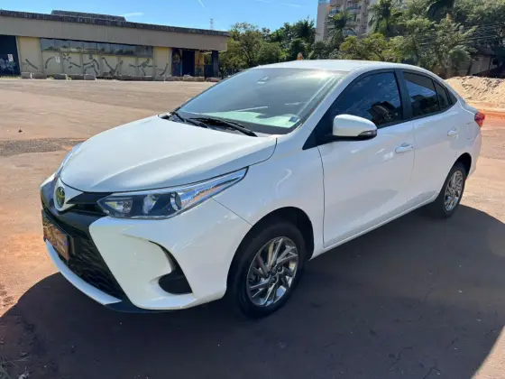 TOYOTA YARIS 1.5 16V FLEX SEDAN XS MULTIDRIVE TOYOTA YARIS 1.5 16V FLEX SEDAN XS MULTIDRIVE