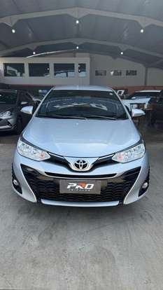 TOYOTA-YARIS-2021