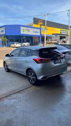 TOYOTA-YARIS-2021