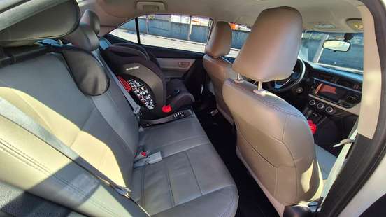 TOYOTA-COROLLA-2015