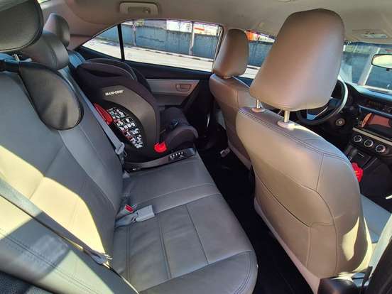 TOYOTA-COROLLA-1.8 GLI 16V FLEX 4P AUTOMÁTICO TOYOTA-COROLLA-2015