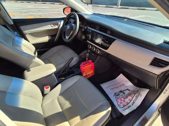 TOYOTA-COROLLA-1.8 GLI 16V FLEX 4P AUTOMÁTICO TOYOTA-COROLLA-2015