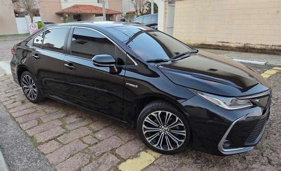 TOYOTA-COROLLA-2021