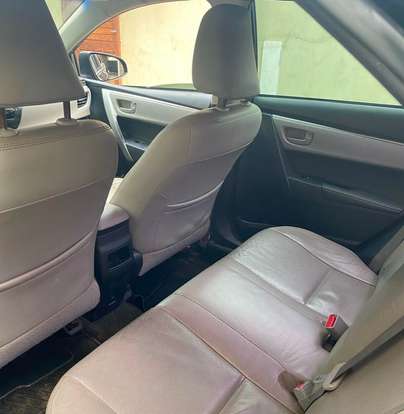 TOYOTA-COROLLA-2015