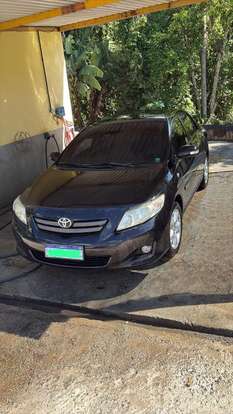 TOYOTA-COROLLA-2010