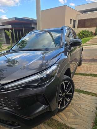 TOYOTA-COROLLA CROSS-2024