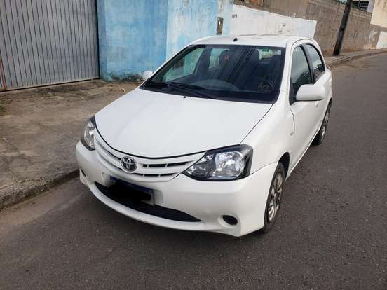 TOYOTA-ETIOS-1.3 XS 16V FLEX 4P MANUAL TOYOTA-ETIOS-2012