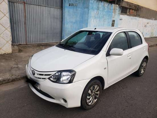 TOYOTA-ETIOS-1.3 XS 16V FLEX 4P MANUAL TOYOTA-ETIOS-2012