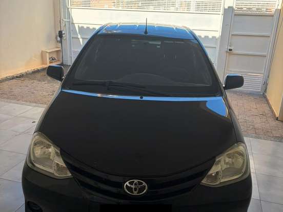 TOYOTA-ETIOS-1.3 XS 16V FLEX 4P MANUAL TOYOTA-ETIOS-2013