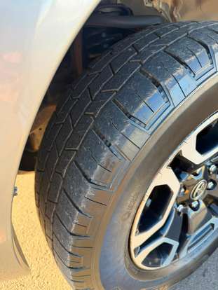TOYOTA-HILUX-2.8 D-4D TURBO DIESEL CD SRV 4X4 AUTOMÁTICO TOYOTA-HILUX-2024