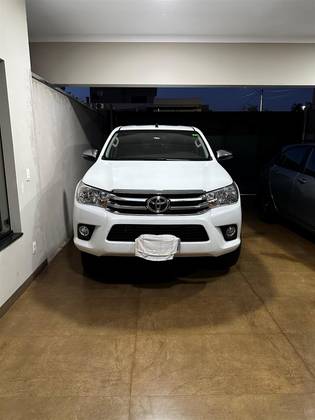 TOYOTA HILUX 2.8 SRV 4X4 CD 16V DIESEL 4P AUTOMÁTICO