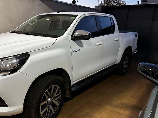 TOYOTA-HILUX-2.8 SRV 4X4 CD 16V DIESEL 4P AUTOMÁTICO TOYOTA-HILUX-2018