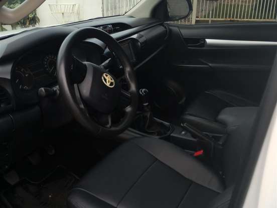 TOYOTA-HILUX-2.8 STD 4X4 CD 16V DIESEL 4P MANUAL TOYOTA-HILUX-2018