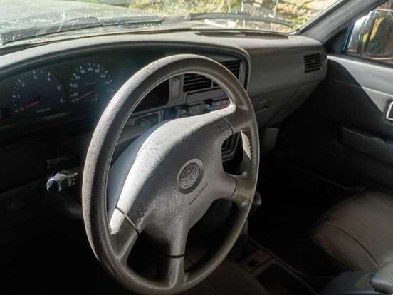 TOYOTA-HILUX-3.0 SRV 4X4 CD 16V TURBO DIESEL 4P MANUAL TOYOTA-HILUX-2001