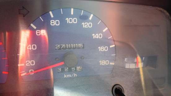 TOYOTA-HILUX-2001