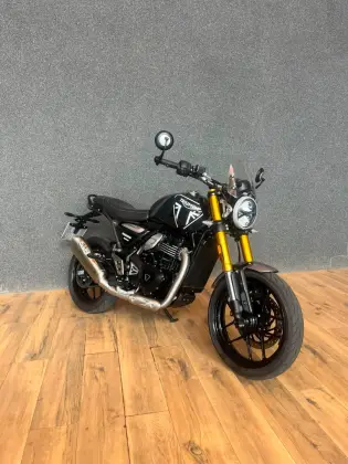 TRIUMPH SPEED 400 TRIUMPH SPEED 400