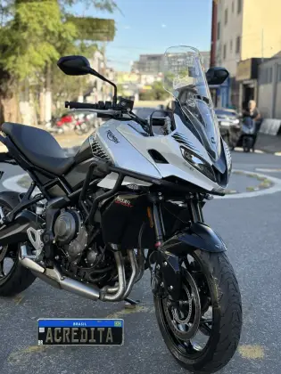 TRIUMPH TIGER 660 SPORT TRIUMPH TIGER 660 SPORT