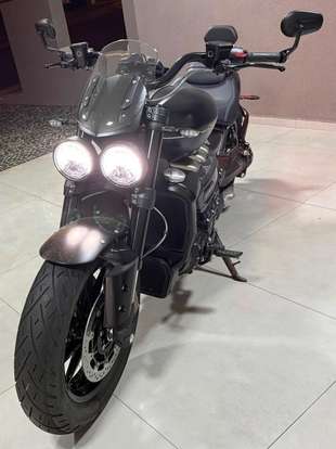 TRIUMPH-ROCKET III STORM GT-2025