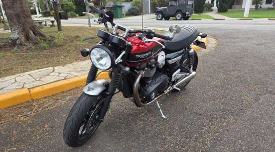 TRIUMPH-SPEED TWIN-2021