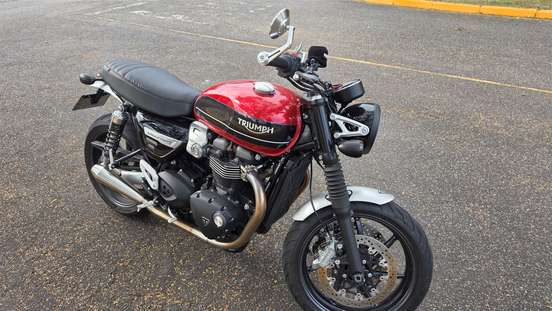TRIUMPH-SPEED TWIN-2021
